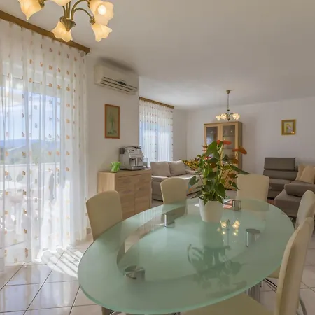 Appartamento Sever P Povile