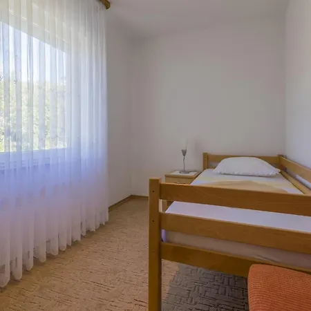 Sever P Apartment *