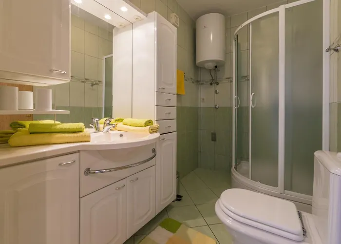 Apartman Sever P Povile